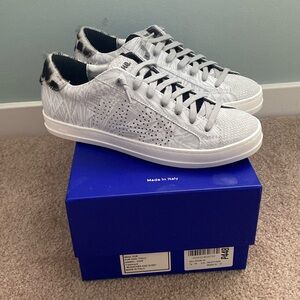 NWB P448 John Low Top Sneaker-size 38